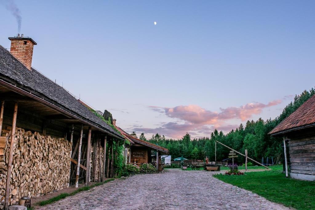 Gosciniec Folwark Nadawki Bed & Breakfast Sienkiewicze Bagian luar foto