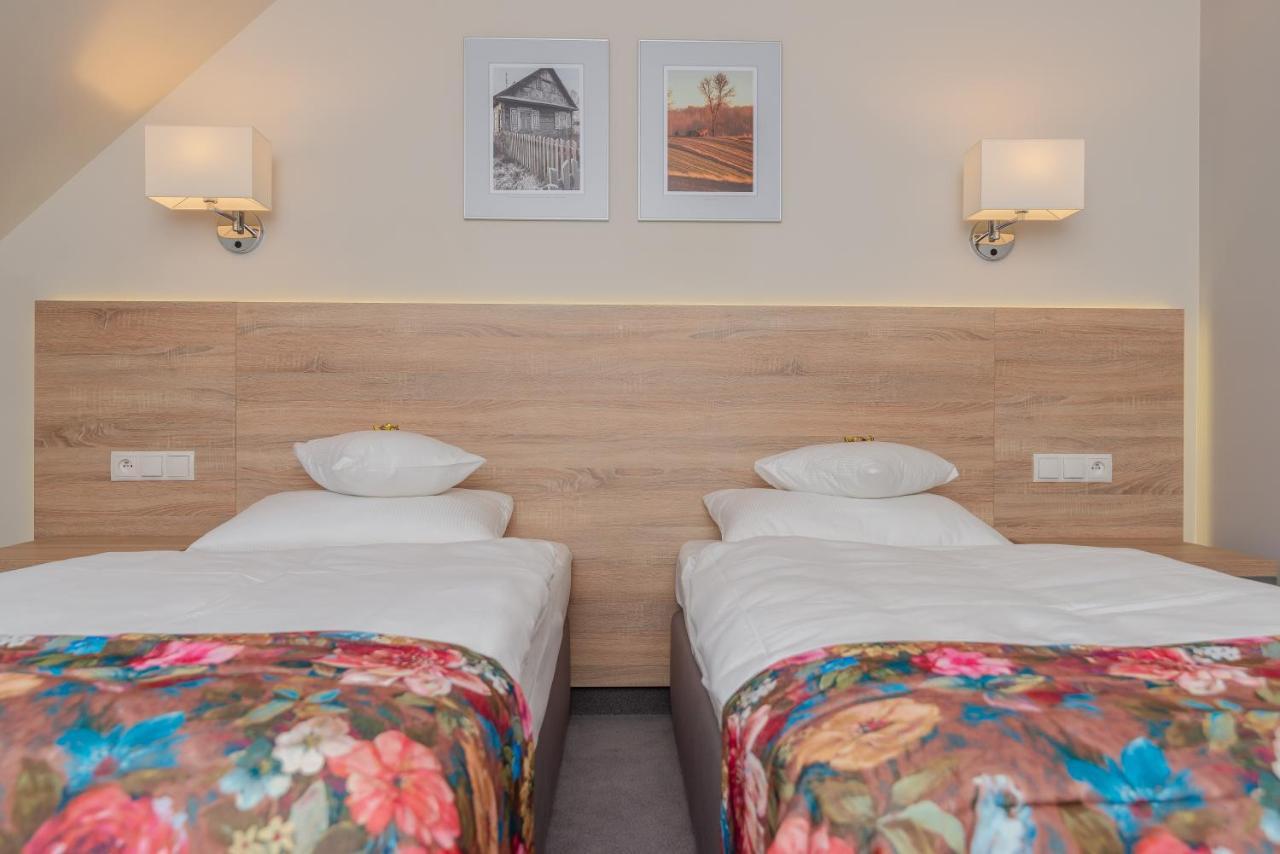 Gosciniec Folwark Nadawki Bed & Breakfast Sienkiewicze Bagian luar foto